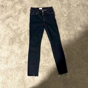 MOTHER Looker Ankle Fray Jeans